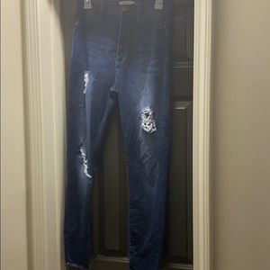 High waisted jeans